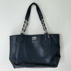 COACH Black Leather Silver Chain Shoulder Bag